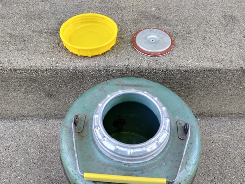 VINTAGE HIAWATHA  WATER COOLER JUG W/ SPOUT  THERMOS  COMPLETE CAP/STOPPER  RARE - Picture 10 of 11