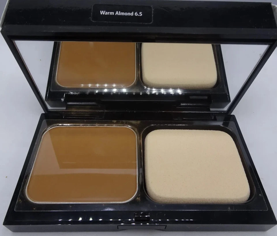 3x Bobbi Brown Illuminating Finish Powder Compact Foundation SPF Warm Almond 6.5 - Image 4 of 4