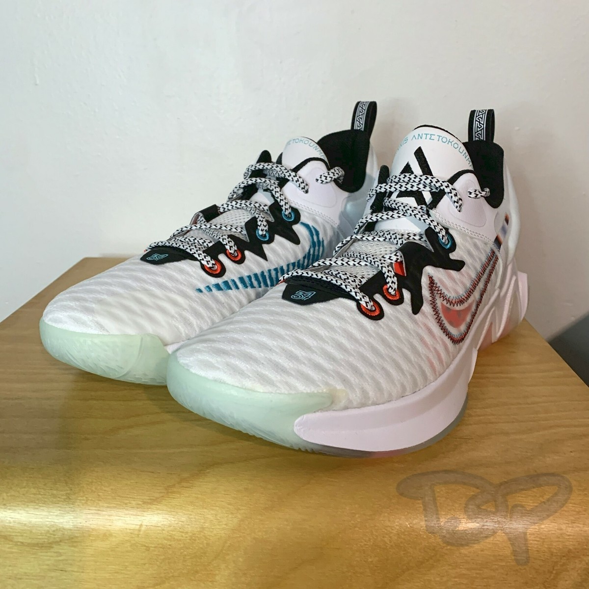 kyrie flytrap 5 vs giannis immortality
