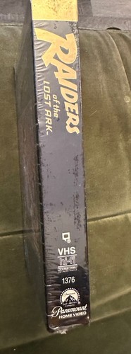 Raiders Of The Lost Ark Special Collector's Series VHS 1986 (NEW/SEALED) - Picture 4 of 6