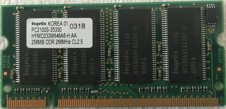 3 uds. NT256D64SH8B0GM-75B, HYMD232M646A6-H, MT8VDDT3264HDG-265C3, 256MB RAM Foto 3 de 4