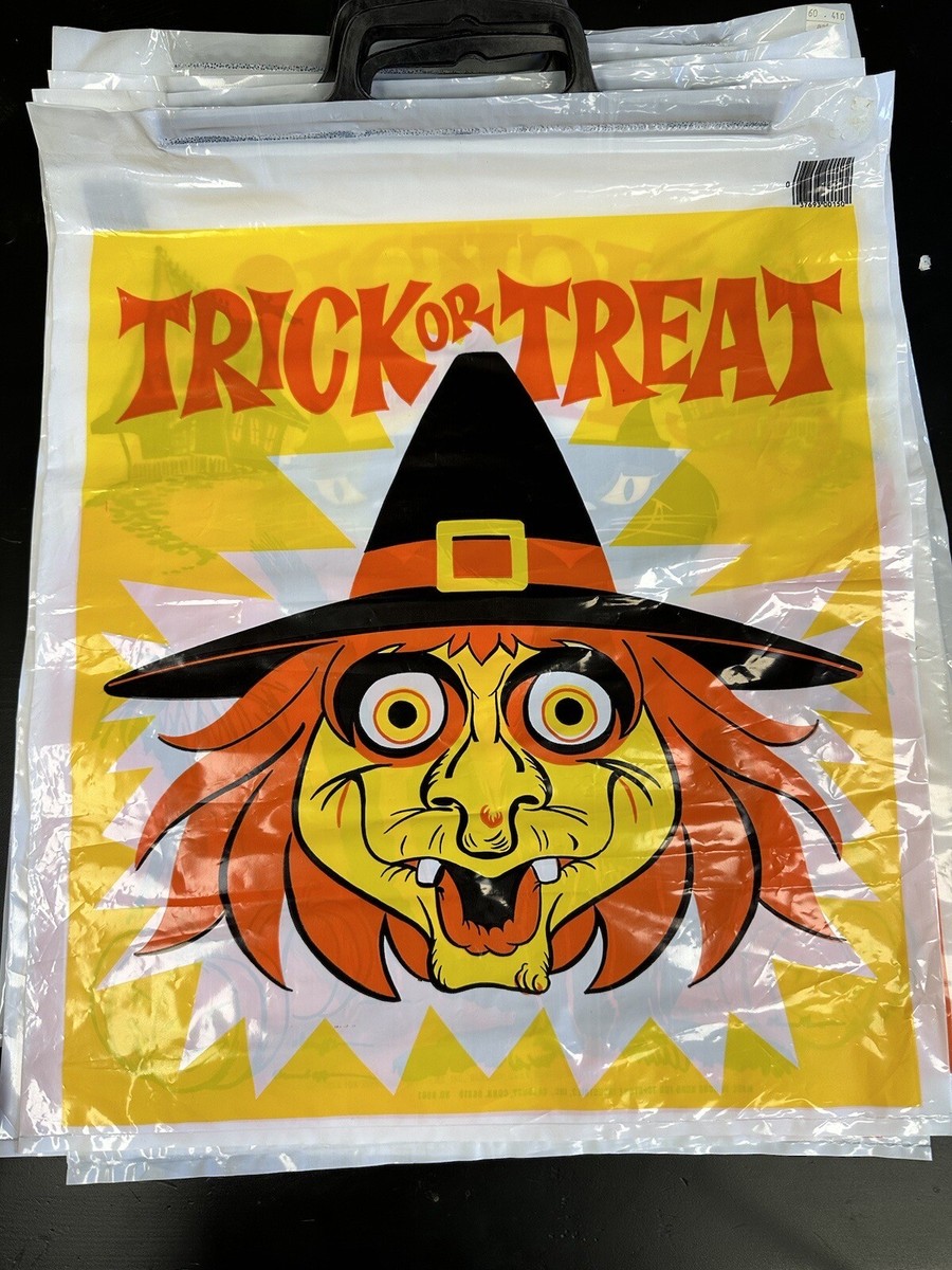 Vintage Halloween Trick or Treat Bag 17x14” Plastic Topstone Witch