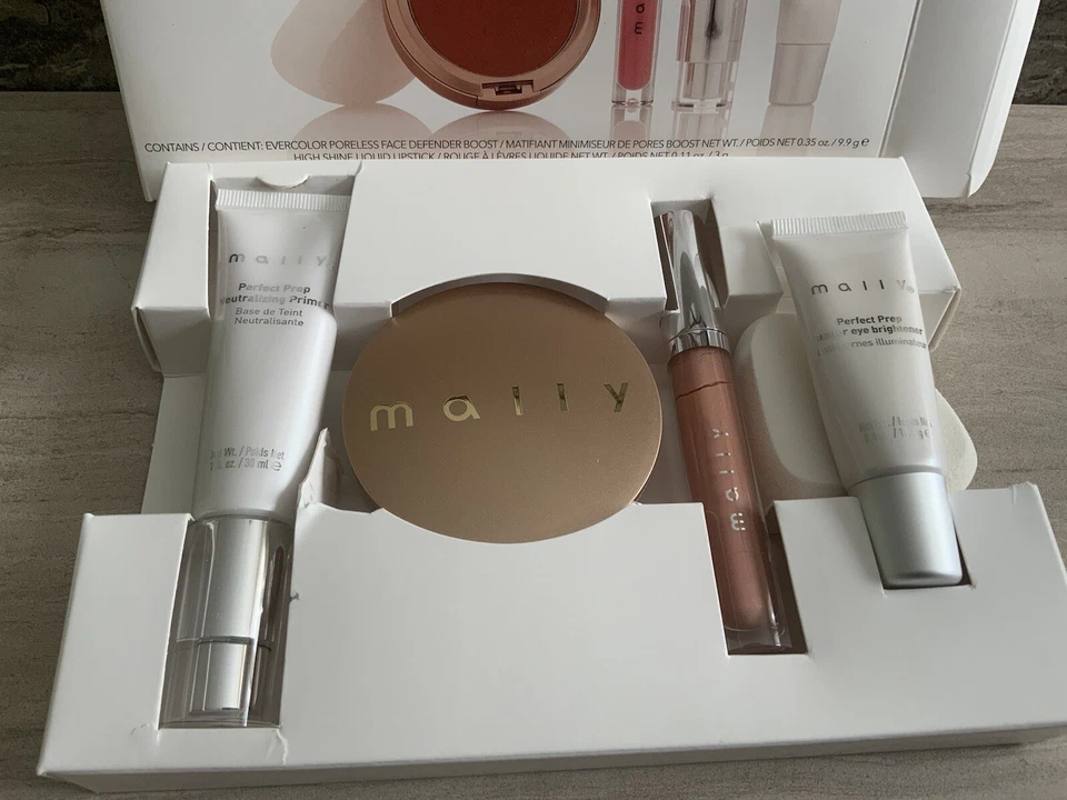 Mally 4 Piece Collection,  BOOST & BRIGHTEN ,BONUS SPONGE - Image 3 of 4