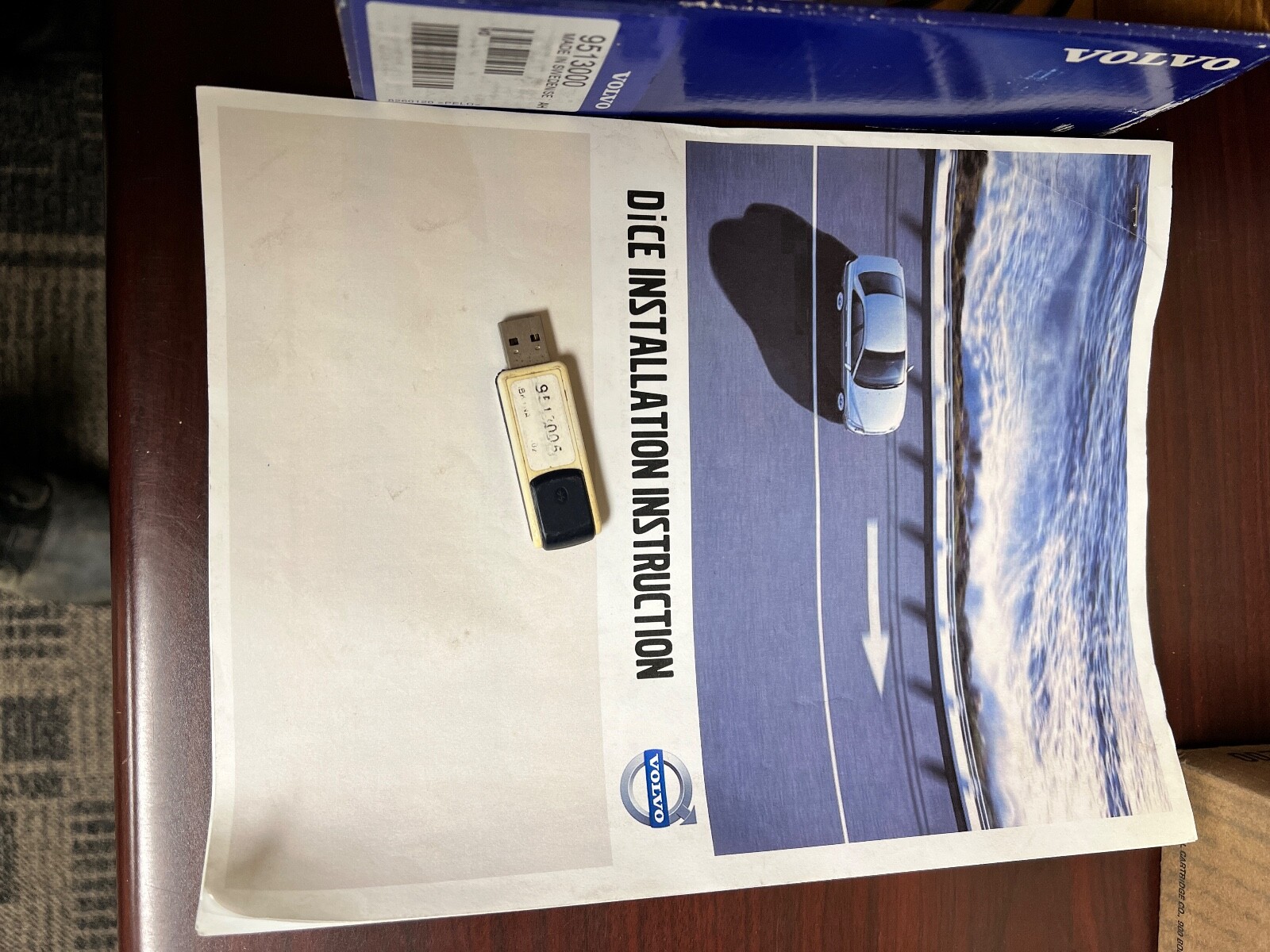 9513000 dice volvo