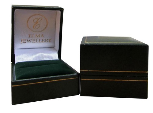 Men's 9ct Yellow Gold, Onyx Stone Square-Shaped Scalloped Edge Signet Ring - Picture 5 of 6