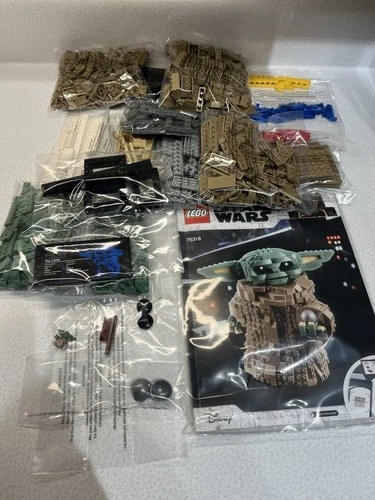 Lego Star Wars “The Child” #75318 Complete With Manual