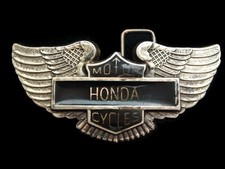 OI07135 VERY COOL VINTAGE 1970s  HONDA MOTORCYCLES  WINGS DESIGN BELT BUCKLE