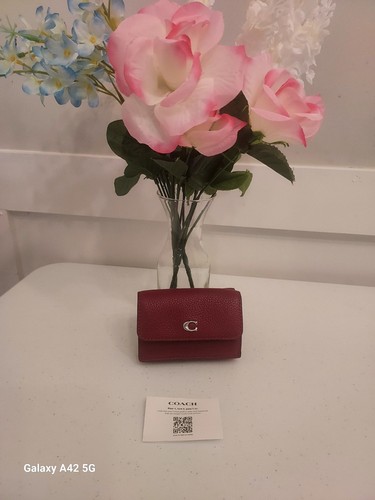 Coach Essential Mini Trifold Wallet (LH/ color - Dark Ruby) - Picture 3 of 6