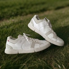 On Cloud On The Roger Clubhouse Shoes Mens Sz US 11 EUR 45 White Leather