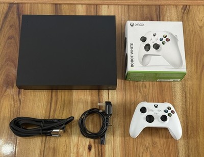 Microsoft Xbox One X 1TB Konsole - Series Boxed Controller & Kabel - Getestet 