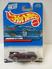 2000 Hot Wheels #180 Jaguar D-Type 25389 Metallic Plum Mattel LW Wheels China