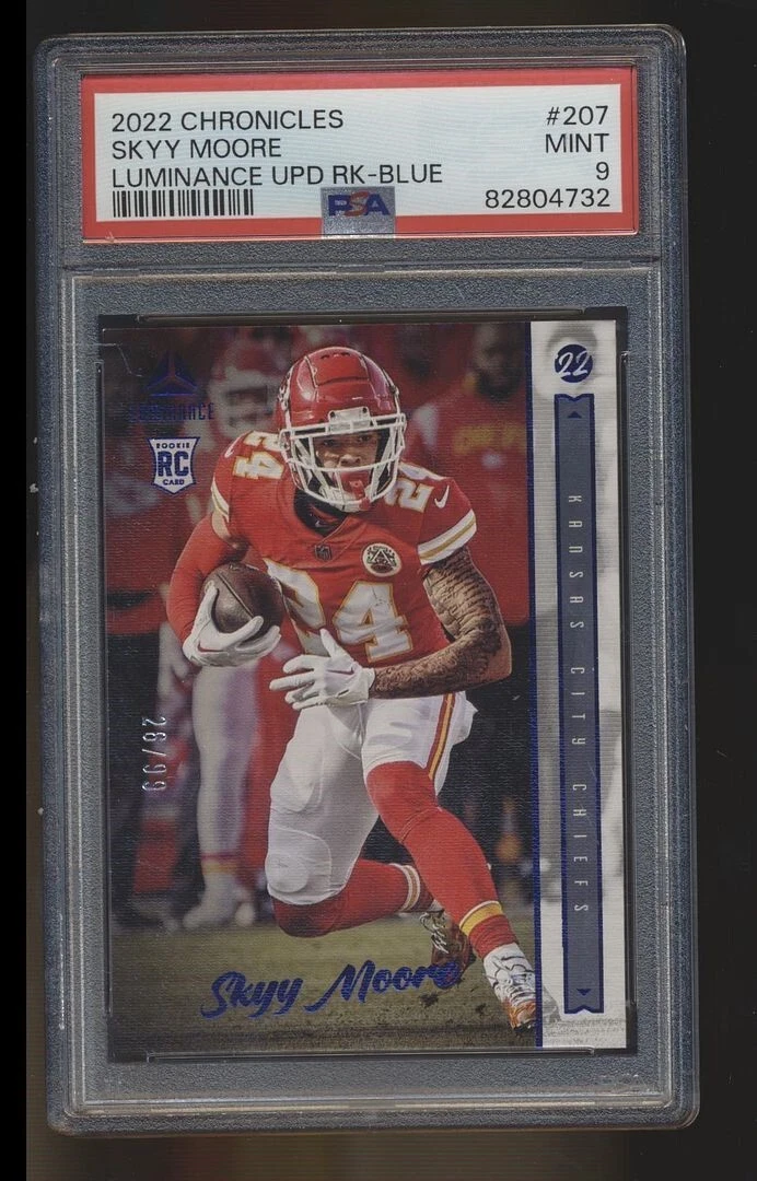 Skyy Moore Panini Chronicles Luminance Update Rookies #207 Blue