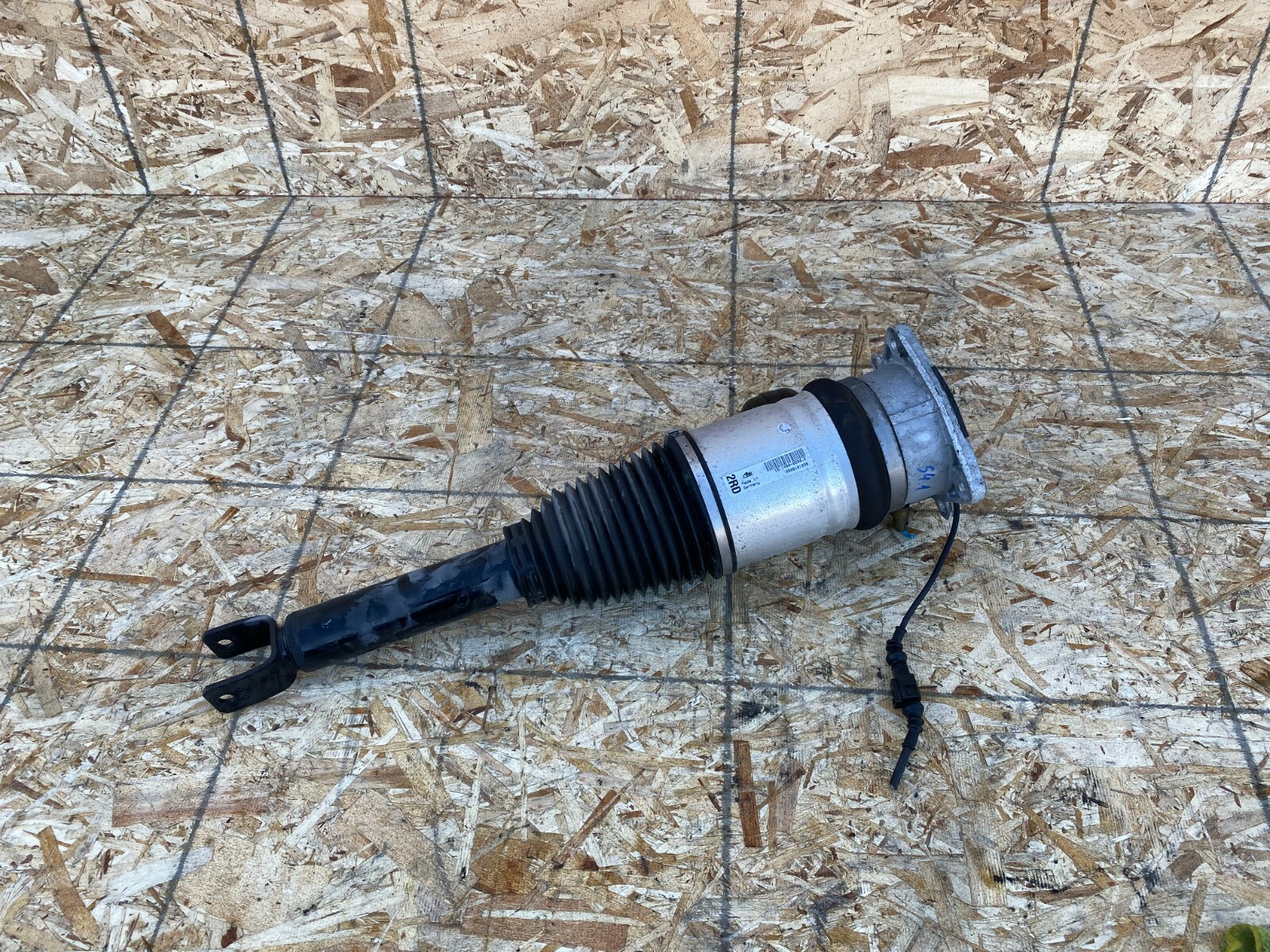 Bentley Continental GT 2004-2010 REAR+RIGHT Air suspension strut