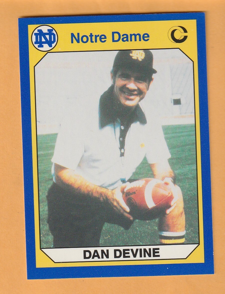 Dan Devine Notre Dame Irish 1990 Card #28 Green Bay Packers 10P