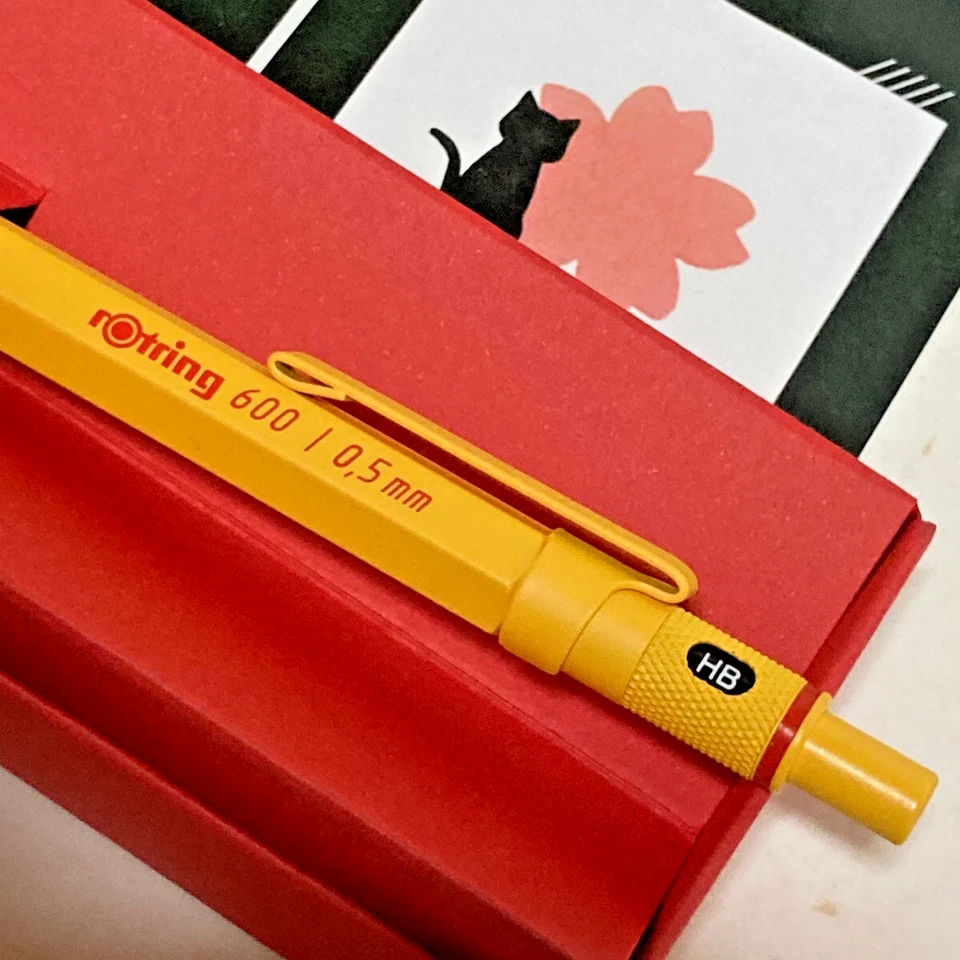 Nuevo Lápiz Mecánico Rotring 600 Amarillo 0.5 mm Loft Color Limitado Con Plomo Foto 2 de 4