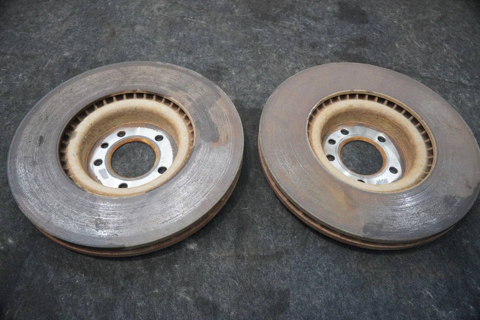 Комплект из 2 передних левых правых дисковых тормозов с ротором LR161894 Land Rover Defender L663 2023 - Изображение 4 из 4