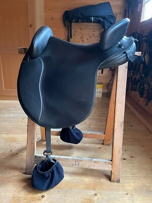 Zaldi Real Escuela Dressursattel in schwarz zu verkaufen - Bild 1 von 4