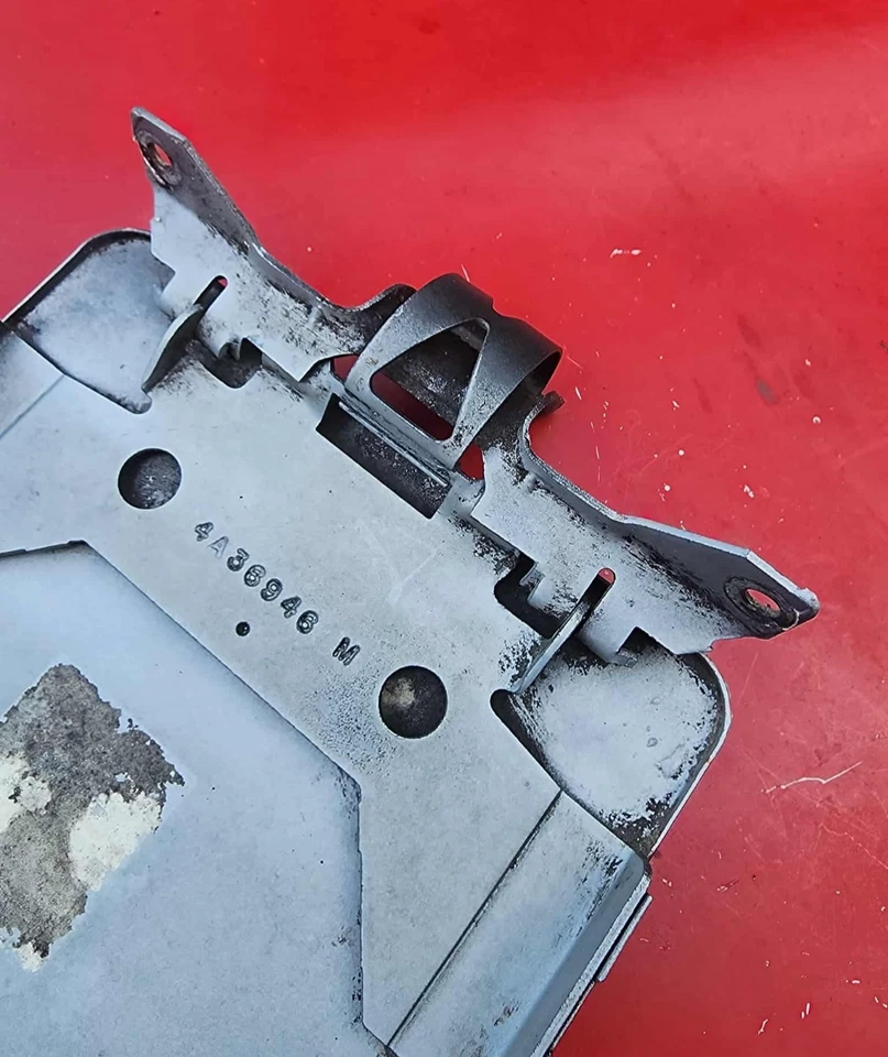 Blazer Chevy S10 S15 1982-93 GMC Sonoma Jimmy OEM puerta de gasolina puerta de combustible gris claro Foto 4 de 4