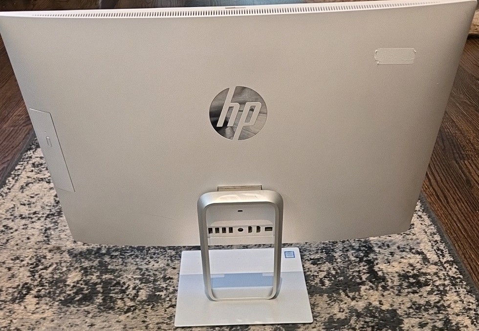 HP Pavilion All-in-One 24-r0xx 24