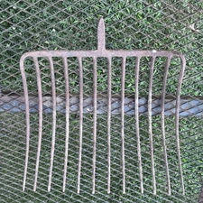Antique Rake Head 17”