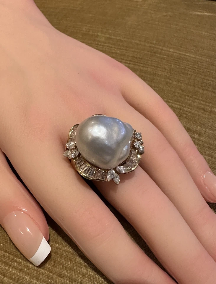Anillo barroco grande de perlas y diamantes en oro amarillo de 18 k -HM2660AA