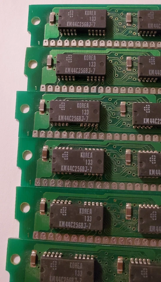 Vintage 256kb Ram Memory- Rare - (#JMM25603S) - (#KM44C256BJ-7) - Image 3 of 4