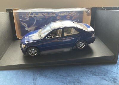 Autoart 2002 Lexus IS300 1:18 Scale Diecast Model Car blue w