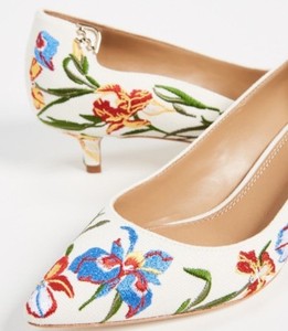 tory burch elizabeth pump