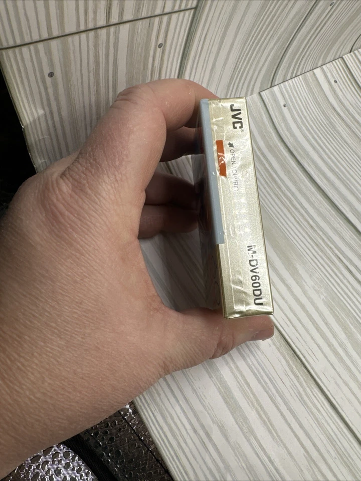 JVC DVC Mini DV 60 90 Minute Camcorder Video Blank Cassette Tapes DVM60ME (4) — 第 4/4 张图片