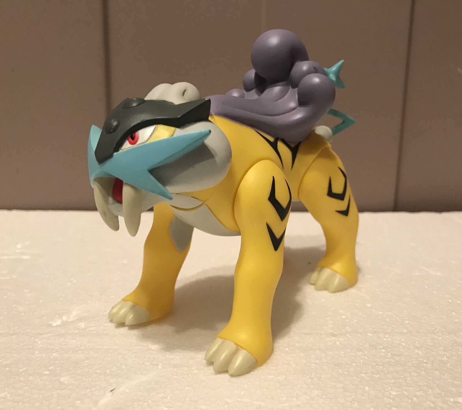 Pokemon RAIKOU sofubi figure 6.5 inches TOMY Nintendo JAPAN IMPORT 1