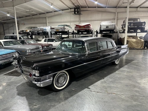 1963 Cadillac Fleetwood limo