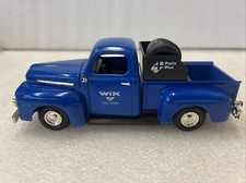 Ertl Collectibles Wix Filters 1951 Ford F-1 Truck Bank With Key