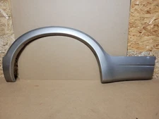 2000-2005 Ford Excursion Driver LH Rear Quarter Wheel Arch Trim Moulding Gold