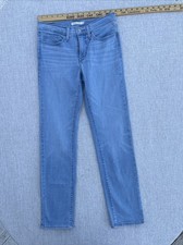 Levi's Women's 314 Shaping Straight Mid-Rise Stretch Denim Jeans 28x32 Light Blu
