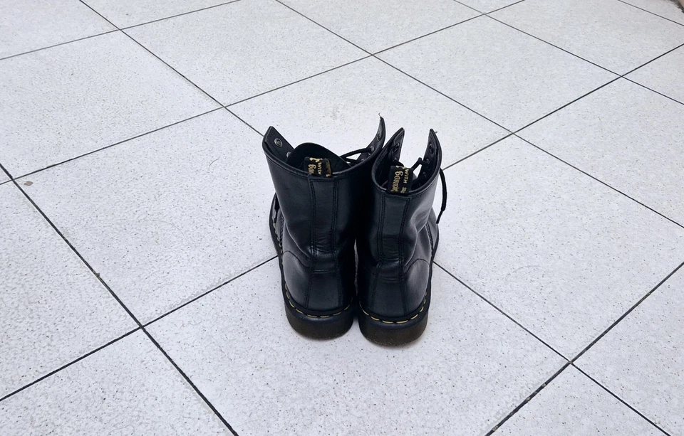 Dr Martens 1460, foto 3 di 4