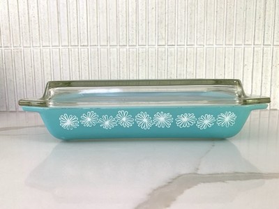 JaJ Pyrex Turquoise Gaiety Daisy Spacesaver 