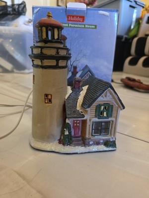 Holiday Lighted Porcelain Lighthouse Nantucket Dist. 8 x5-3/4 x3-1/2  Boxed