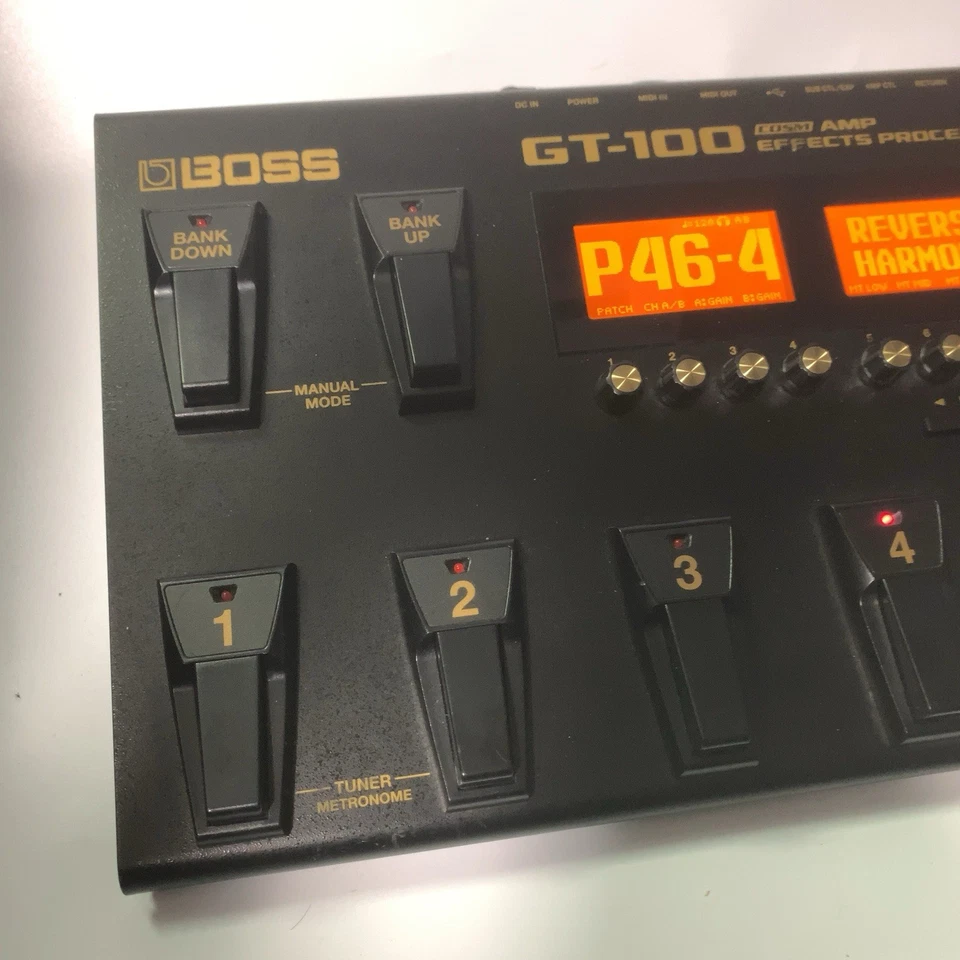 BOSS GT-100 Multi-Effects Guitar Processor – COSM Amp Modeling / USB / Looper - Image 3 of 4