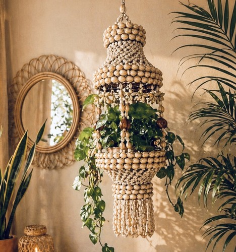 Vintage 70s Sea Shell macrame Cowrie Puka Hanging Plant Holder Chandelier BOHO