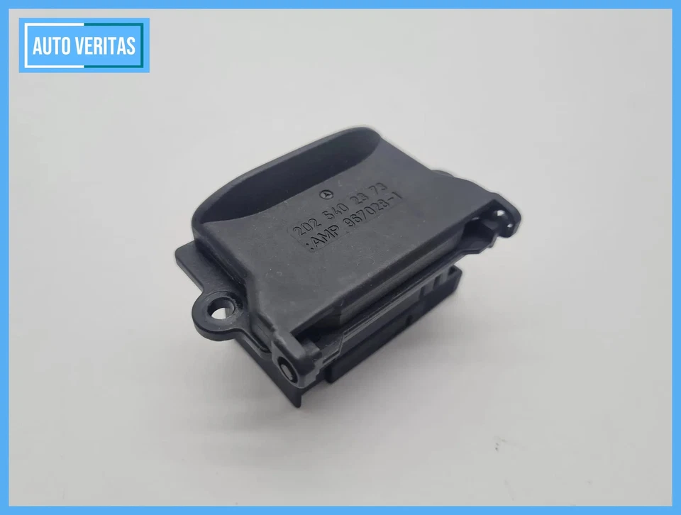 Original Mercedes-Benz C-Class OBD diagnostic socket socket socket L A2025402373 - Image 4 of 4
