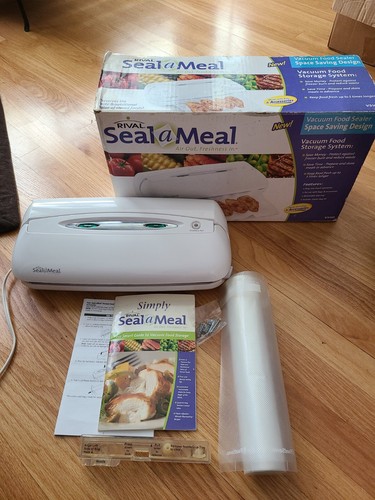 how to use rival seal a meal