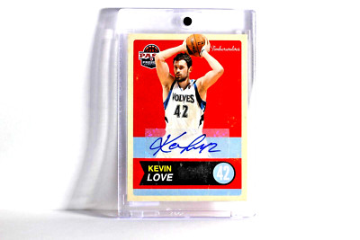 2010-11 PANINI MINNESOTA TIMBERWOLVES AUTO KEVIN LOVE #48 (BB8)