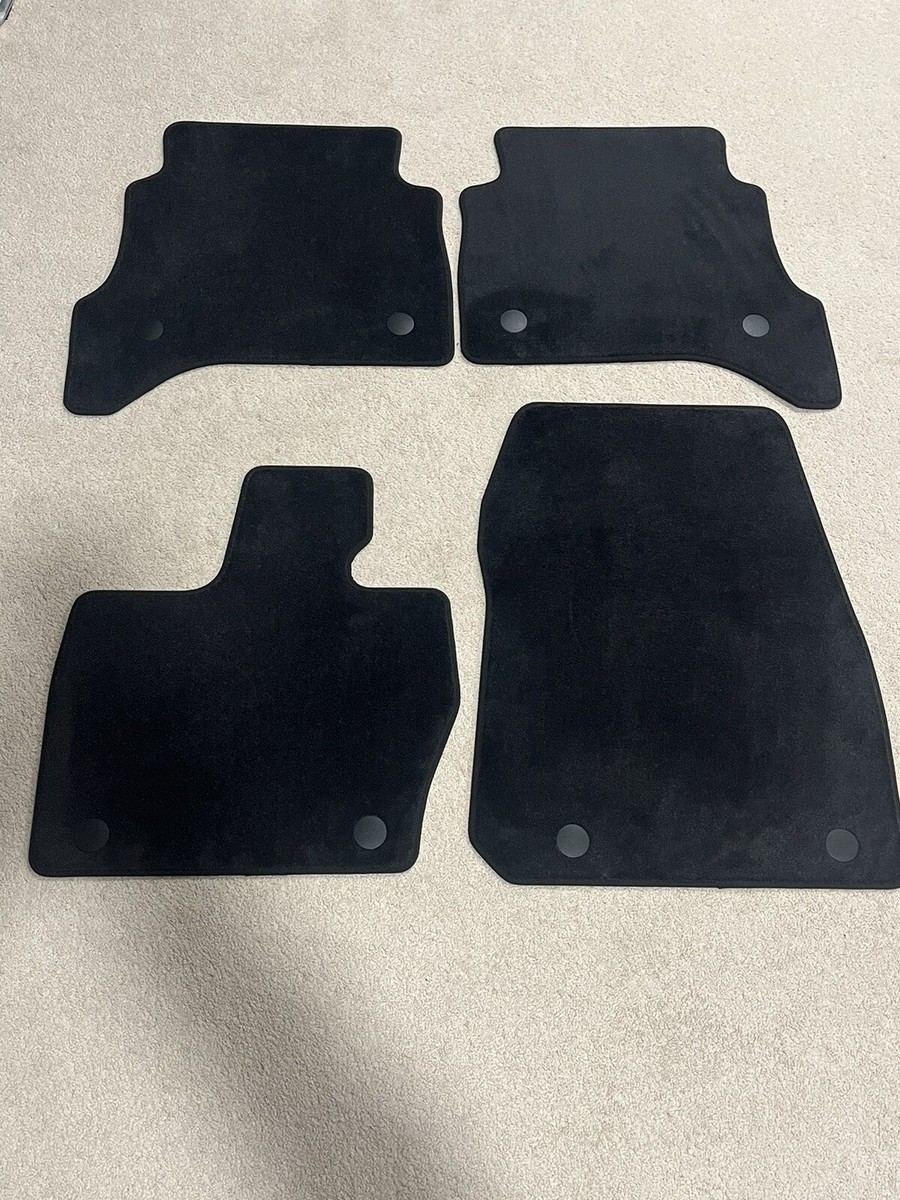 Land Rover Black Carpet Floor Mats Set Of 4 03-10-22 For Visscher