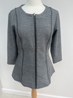 H by Halston graues Oberteil mit Schößchen und Reißverschluss. Uk XS