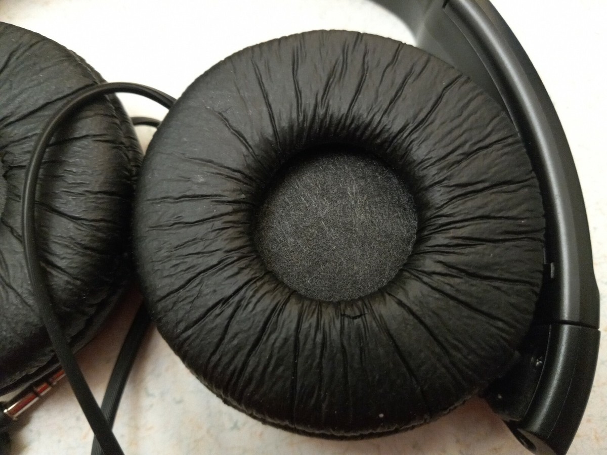 Sony Headphones 1-7-1 Konan Minato-Ku Japan 108-0075 black Tested