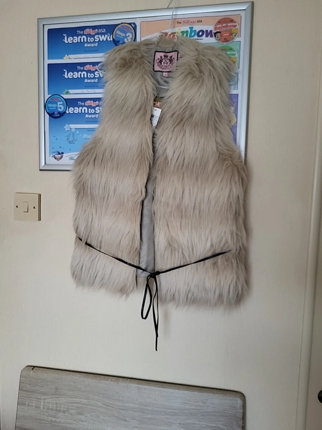 Picture 1 of 21