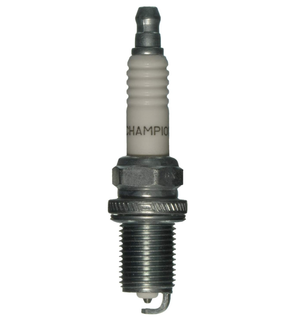 NOS LOT OF 4 CHAMPION DOUBLE PLATINUM SPARK PLUG, 7071
