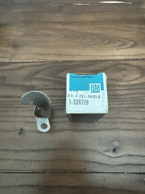 NOS  GM 336716 Spark Plug Wire Heat shield 396 402 427 454 Big Block