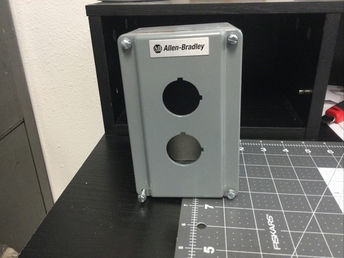 Allen Bradley 800R-2TZ Enclosure 2 Unit Type 4, 13 (ln82a)