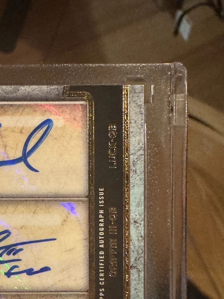 2013 Topps Triple Threads Luck RGIII Wilson Triple Auto Patch /18 Colts WAS SEA - Image 4 of 4